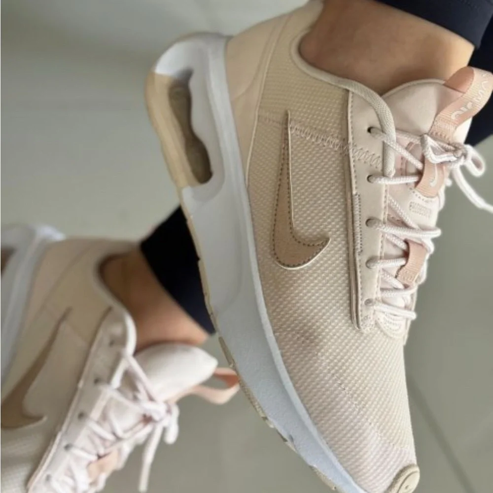 Nike Women's Beige Sneakers
